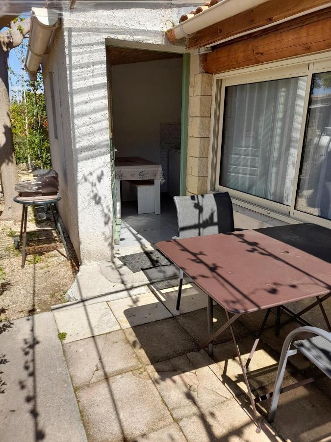 Chambres D'Hotes Chez Cecile A Lagnes Zewnętrze zdjęcie