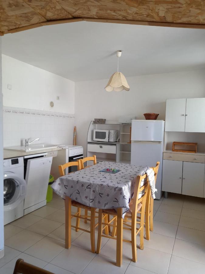 Chambres D'Hotes Chez Cecile A Lagnes Zewnętrze zdjęcie